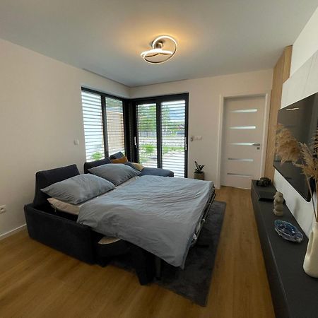 شقة Apartman 1.C Sajdikove Humence المظهر الخارجي الصورة